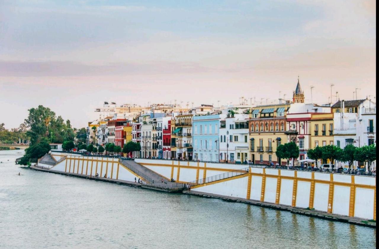 Sevilla Triana Jacuzzi Exteriör bild